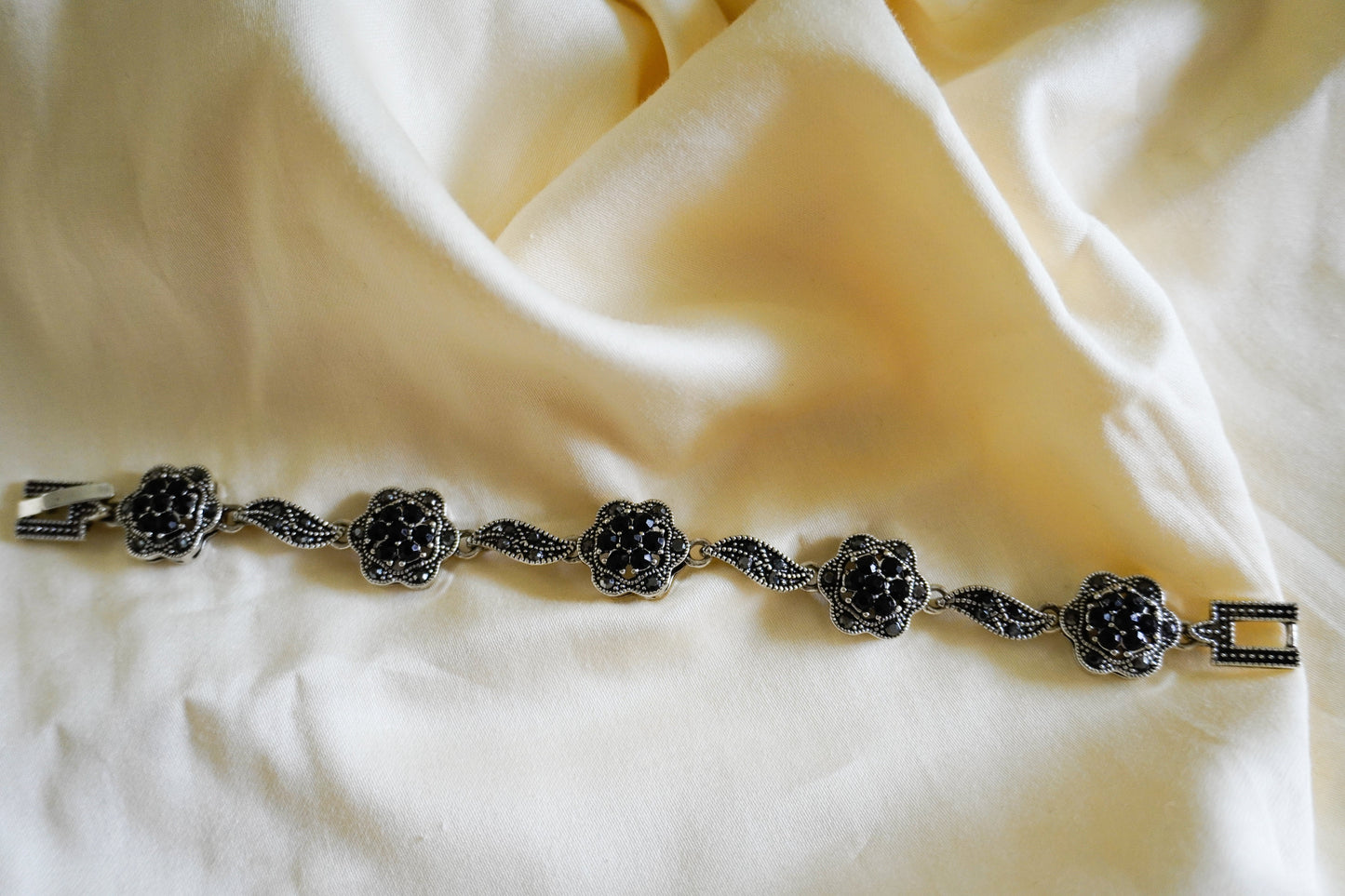 Oxidised Silver Plated Handcrafted Black Bracelet - ZyoraStore