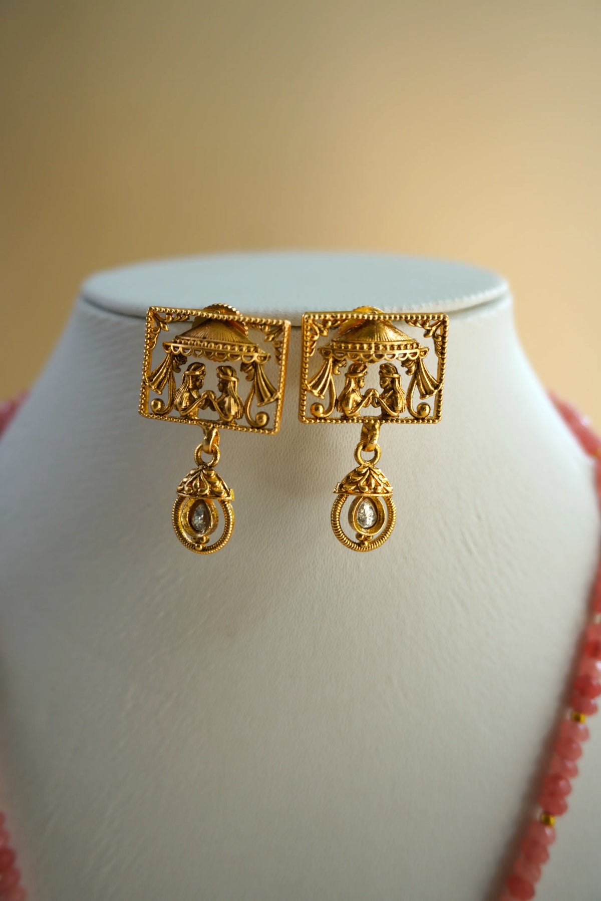 Gulabi Jharokha Necklace Set