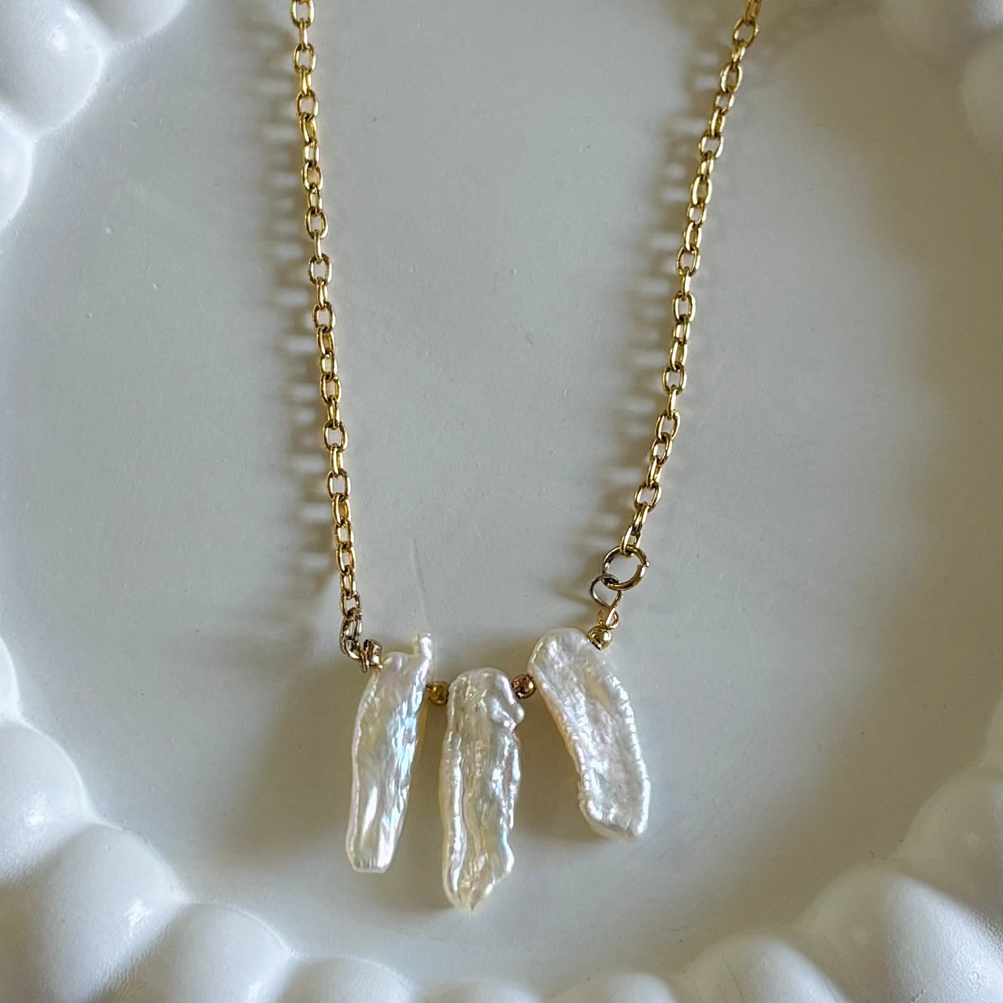 Luna Pearl Necklace