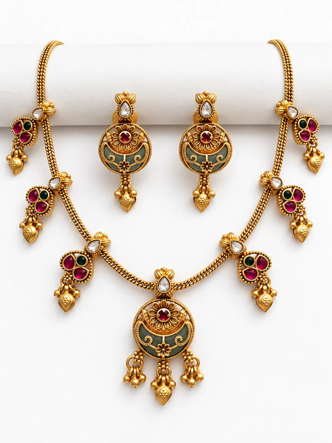 Gulnaar Necklace Set