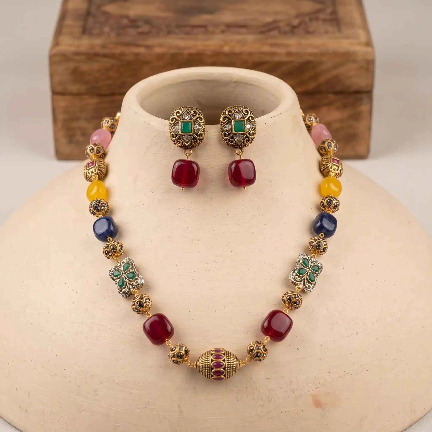 Mehr Noor Multicolor Necklace Set