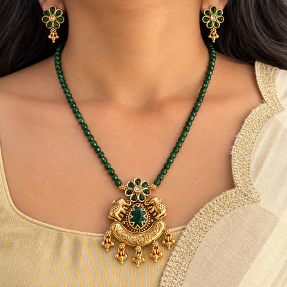 Harita Rajwada Necklace Set