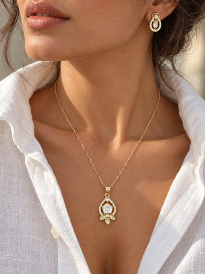 Ruhani Kundan Necklace Set
