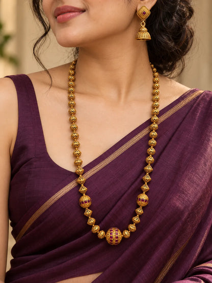 Svarnika Necklace Set