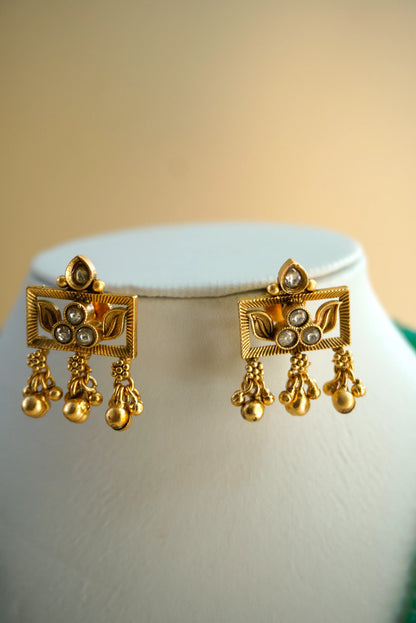 Noor Heritage Pendant Set