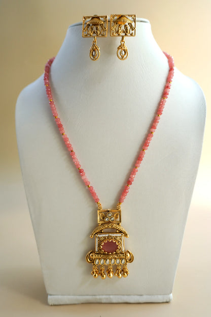 Gulabi Jharokha Necklace Set